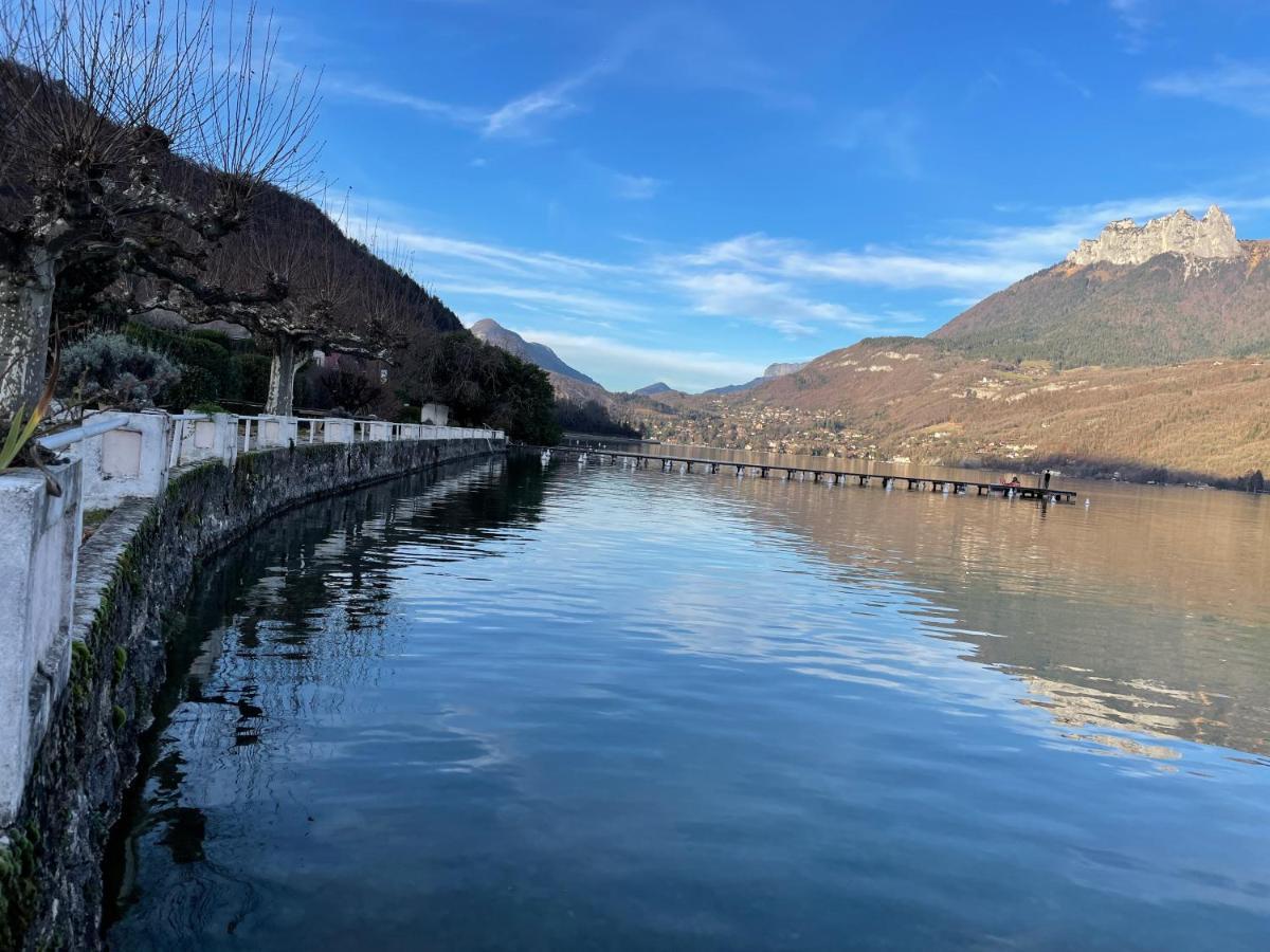 Rare 2 Bedroom With Private Beach On Lake Annecy Doussard Exterior foto