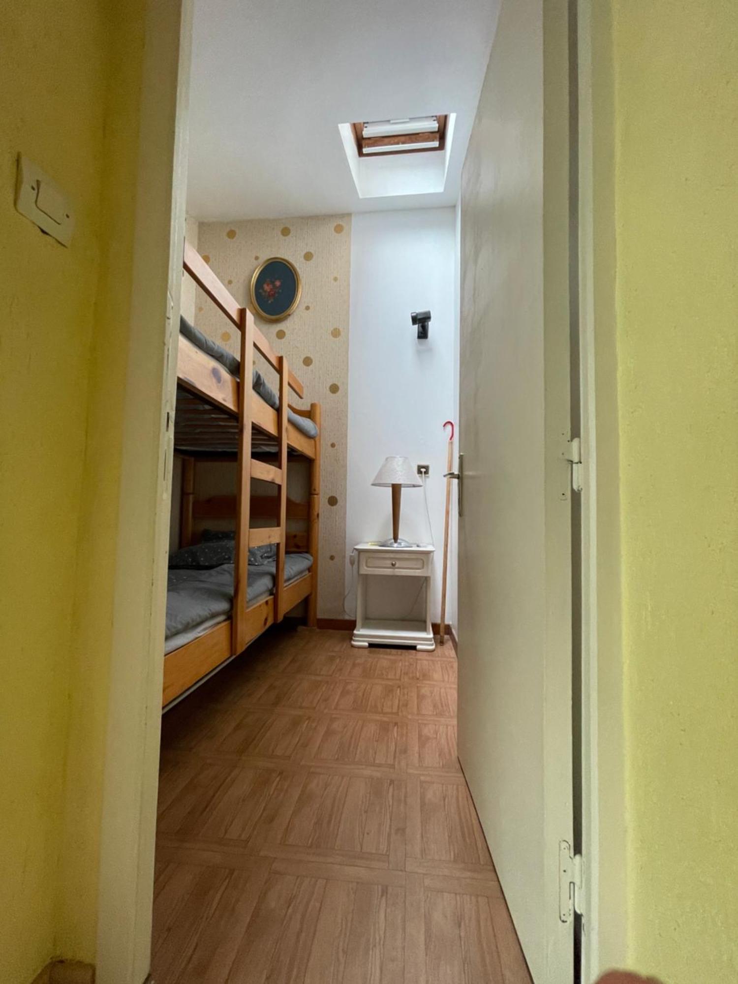 Rare 2 Bedroom With Private Beach On Lake Annecy Doussard Exterior foto