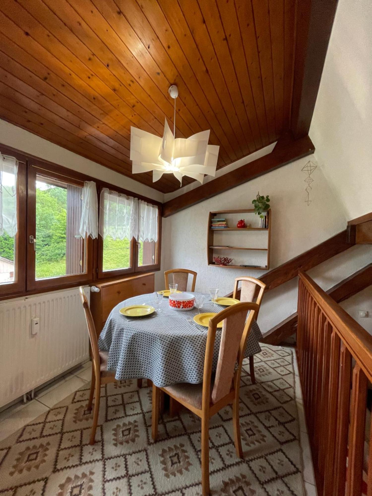 Rare 2 Bedroom With Private Beach On Lake Annecy Doussard Exterior foto